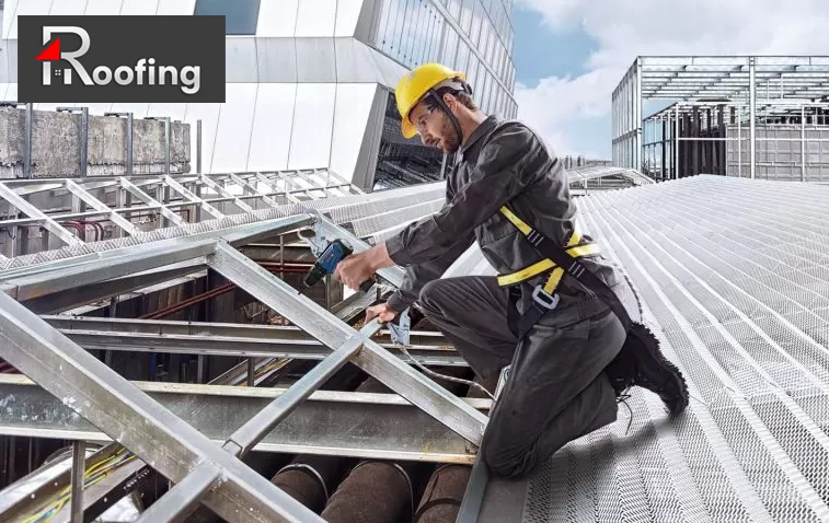 Commercial Roof Installation by Expert